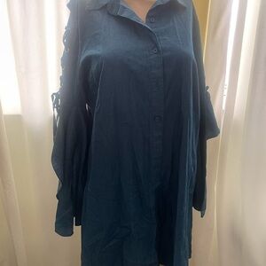 Stylish Teal Button-Up Dress with Lace-Up Sleeves